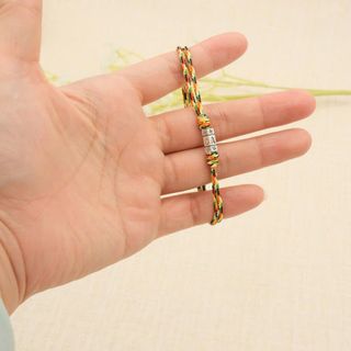 Vòng ngũ sắc phối charm Omani