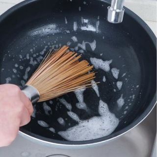 Chổi Cọ Nồi  Mới - Cọ Chảo Cán Gỗ Chổi Tre Cọ Chảo Phục Vụ Trong Gia Đình Nhà Hàng Khách Sạn Thân Thiên Môi Trường