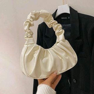 Túi xách xếp ly thời tranh