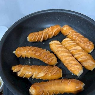 XÚC XÍCH ĐỨC