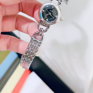 Đồng hồ nữ caochss lắc nhí