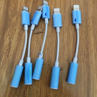 Cáp chuyển đổi JH002 chân IPhone ra chân tròn 3.5mm