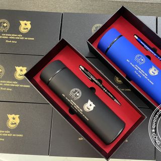 Bộ Quà Tăng Bình Giứ Nhiệt_Bút Ký In Khắc LoGo Theo Yêu Cầu