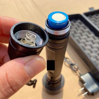 ĐÈN PIN CHUYÊN DỤNG SIÊU SÁNG IPX4 CHỐNG NƯỚC