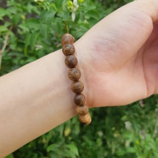 Vòng tay trầm hương dành cho nữ 8mm 21 hạt, vòng tay trầm hương tốc xinh , mang lại may mắn, sức khỏe