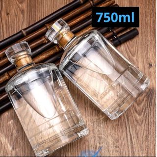 BÌNH THỦY TINH ĐỰNG RƯỢU TRÒN TRƠN NẮP GỖ