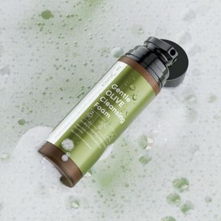Sữa Rửa Mặt Làm Sạch Sâu DRCEUTICS Cho Mọi Loại Da Gentle Olive Cleansing Foam 150ml