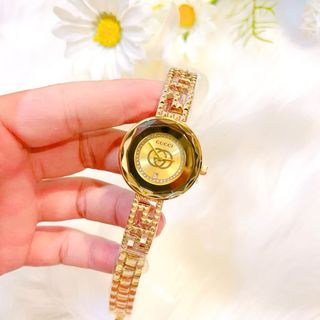 Đồng hồ lắc kiền gucccios mẫu mới