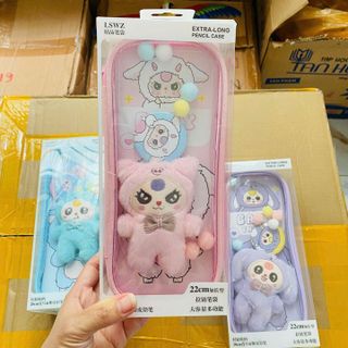 HỘP BÚT BABYTHREE KÈM CHARM, HUY HIỆU, THÚ BÔNG BBT SIÊU DỄ THƯƠNG