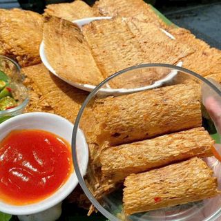 MỰC CÁN TẨM VỊ NHA TRANG: THƠM NGON 200G - WINNIE HOUSE