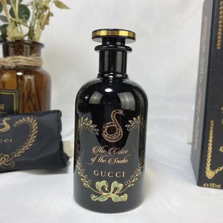 Nước Hoa Guc.ci The Heart of Leo EDP 100ml Mang lại cảm giác tươi mới, ngọt ngào và nữ tính.