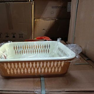 3124 - Rổ nhựa CN có nắp ( thùng 26c )