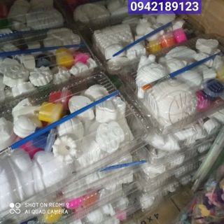 Tượng thạch cao tô màu Tuong hộp 23k