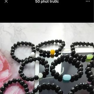 Vòng tay chuỗi đeo tay phong thủy đá đen mix hạt giá 8000₫