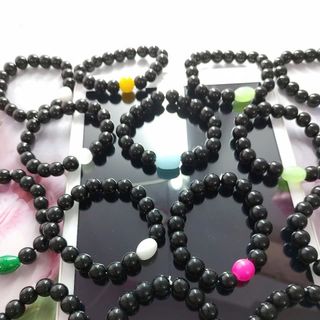 Vòng tay chuỗi đeo tay phong thủy đá đen mix hạt giá 8000₫