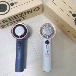 Quạt cầm tay M70
