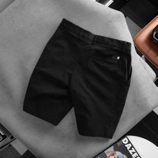 Short golf un armour vải hãng tuyệt đẹp, Chất xi giãn nhẹ tênh trơn láng, co giãn 4c thoải mái. Full tem tag, bao zip Logo thêu Size : m l xl 2xl / 2222/8c 5 màu/ ri 40c