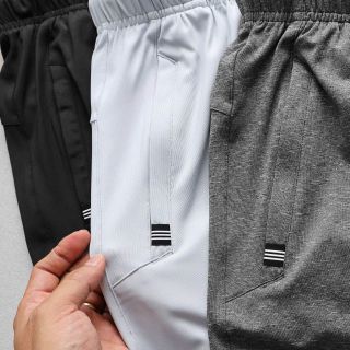 Short das thun poly 2 da trơn láng , co giãn 4 chiều, 3 túi khoá kéo. Size : m l xl 2xl 3xl /12221/8c 5 màu / ri 40c