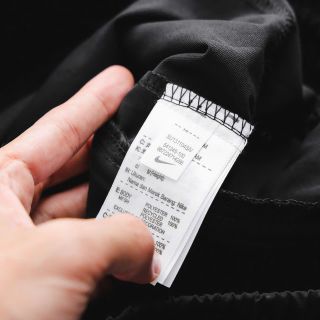 Suông Nik chất gió hãng dày mát , trơn láng, co giãn 4 chiều. 3 túi có khoá kéo, Phụ liệu chính hãng Size : m l xl 2xl 3xl /12221/8c 4 màu/ ri 32c
