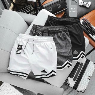 Tổng Short xi giãn/ thun poly dày dặn mịn mát, trơn láng, co giãn 4c, 3 túi có khoá kéo. Full tem tag, bao zip Size : m l xl 2xl 3xl /12221/8c 50 màu