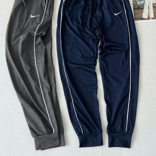 Jogger sọc né ống bo logo thêu mới Màu : đen, xám,xanh đen, trắng Hàng sẵn số lượng mẫu lựa size và màu Phom chất chuẩn đẹp Size m.l.xl.xxl(ri8c)