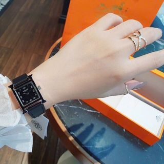 ĐỒNG HỒ NỮ CAO CẤP HERMEC DÂY DA MẶT SỐ NIỀNG THÉP
