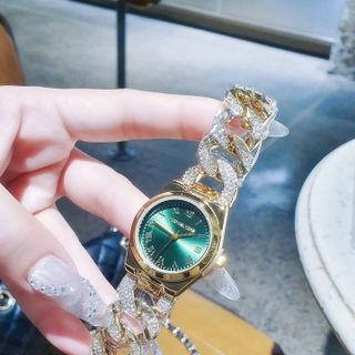 ĐỒNG HỒ NỮ THỜI TRANG MKORS LẮC DÂY ĐÁ ĐÍNH HỘT GIÁ MỚI