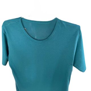 Áo thun, quần đùi màu xanh cô ban chất liệu cotton