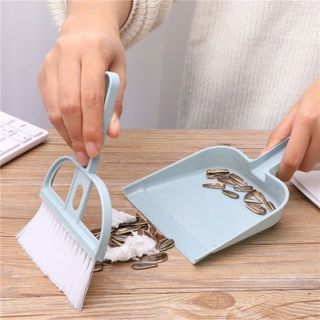 Bộ chổi quét bụi và ki hốt rác mini tiện dụng phù hợp quét máy tính, bàn ghế văn phòng