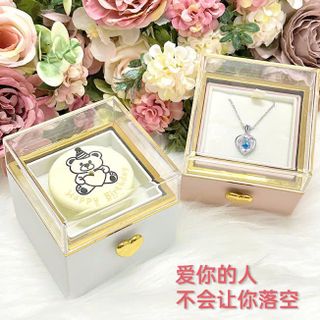 HỘP NỮ TRANG BÁNH KEM GẤU TẠO BẤT NGỜ( có ngăn nhẫn và ngăn vòng cổ, bông tai) KÈM TÚI