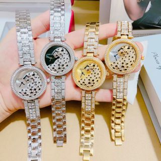Đồng hồ beo lên tay siêu sang mẫu mới