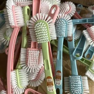Bàn Chải Chà Giày 5 Mặt Cán Dài Đầu Lông Mềm, Cọ chà giày thiết kế Hình Chữ U Thông Minh Cọ Sâu Vào Những Góc Khó Chải Sạch giá sỉ