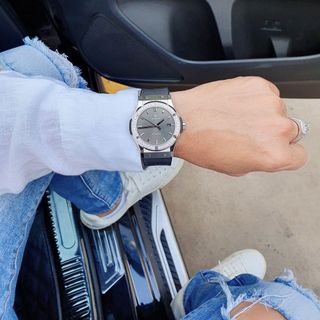 ĐỒNG HỒ NAM NỮ SIÊU CẤP HUBL CAO SU BỌC DA CÓ GIẤY KIỂM ĐỊNH