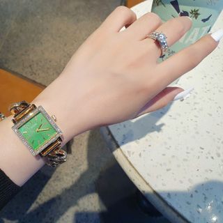 ĐỒNG HỒ NỮ THỜI TRANG GUEES XÍCH MẶT VUÔNG VIỀN ĐÁ