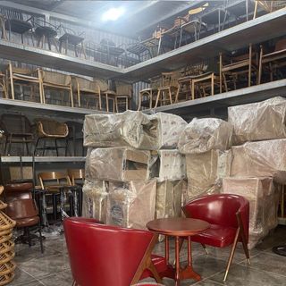 Sofa gổ nệm cafe cao cấp hành đặt theo yêu cầu