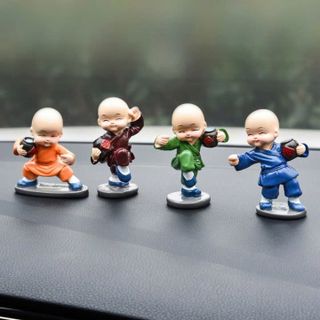 Bộ 4 Chú Tiểu Múa Võ Ôm Bình Rượu