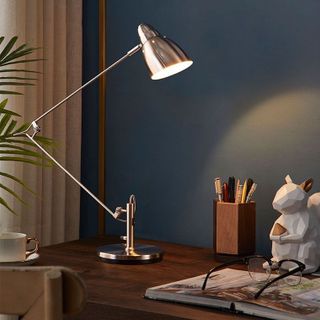 Tìm đại lý phân phối sản phẩm đèn bàn cao cấp