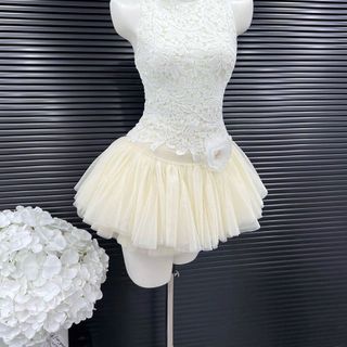 Đầm xòe ren sát nách lưới tầng HTK