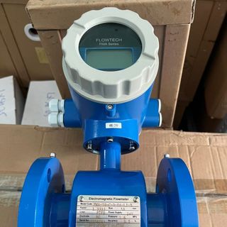 Đồng hồ đo lưu lượng nước dạng điện tử FMA DN50 liền thân