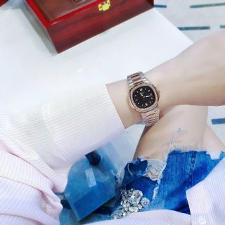 ĐỒNG HỒ NỮ CAO CẤP PATET MẶT VUÔNG   VIỀN HỘT