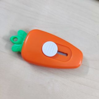 Dao rọc giấy mini hình carot