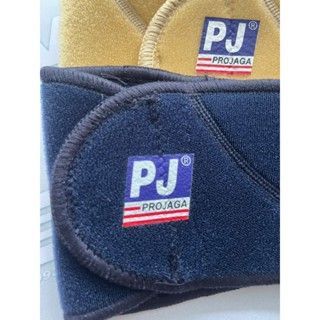 Băng dán bảo vệ cổ tay có xỏ ngón Wrist Support PJ 906