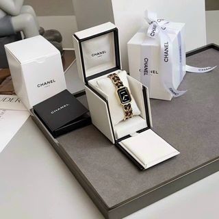 ĐỒNG HỒ NỮ CAO CẤP TRANEL DÂY DA XÍCH