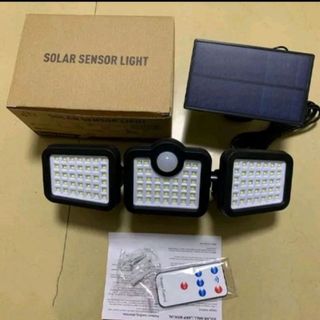 ĐÈN ĐƯỜNG SÂN VƯỜN NĂNG LƯỢNG 3 CÁNH GẮN TƯỜNG CHỐNG NƯỚC
