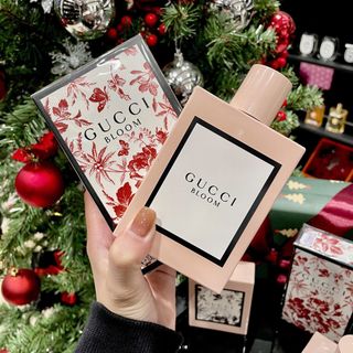 Nước Hoa GucciBloom Eau De Parfum Vaporisateur Natural Spray( màu hồng)