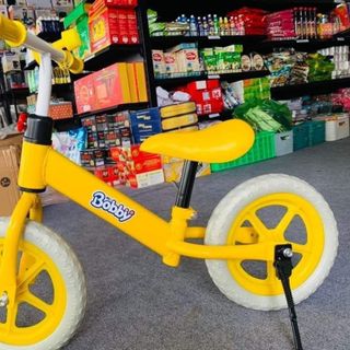 Xe cân bằng cho bé BOBBY
