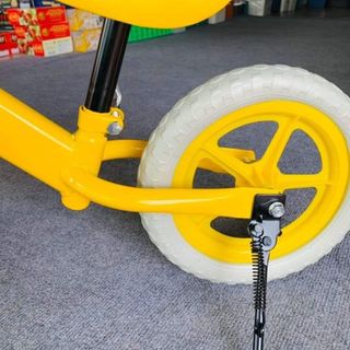 Xe cân bằng cho bé BOBBY