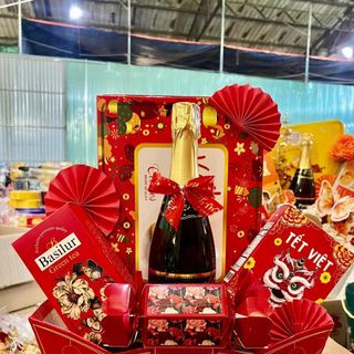 Quà tết 5 món sang trọng