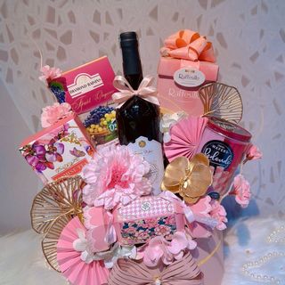 Quà tết sét 6 món hồng Cute, sang trọng