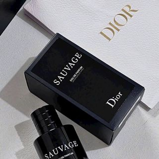 Nước hoa nam DiorSauvage Eau De Parfum 100ml